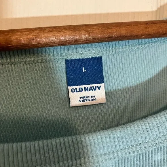 Old Navy, spaghetti strap dress, slits on side, excellent condition, large - Picture 2 of 3